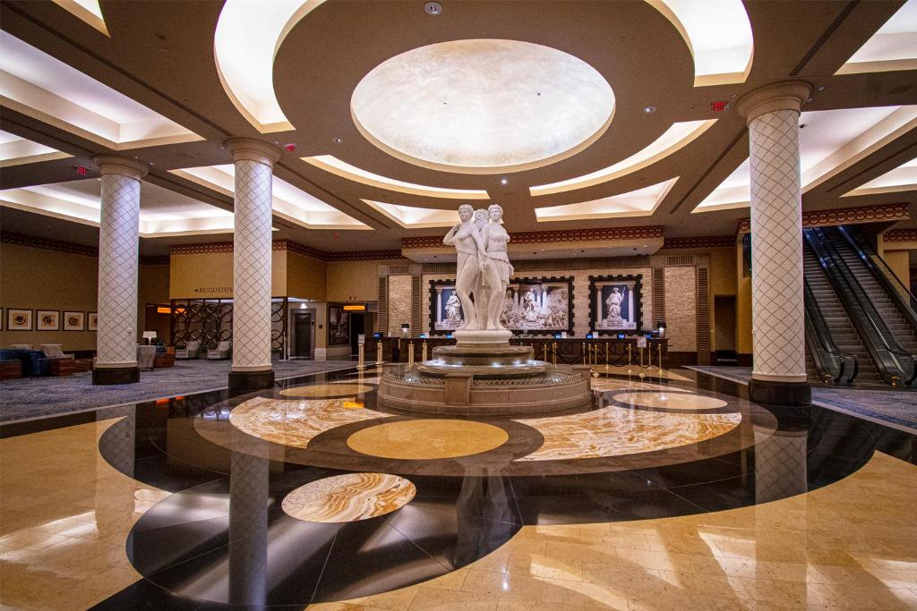 Caesars Windsor Hotel & Casino: A Luxury Getaway